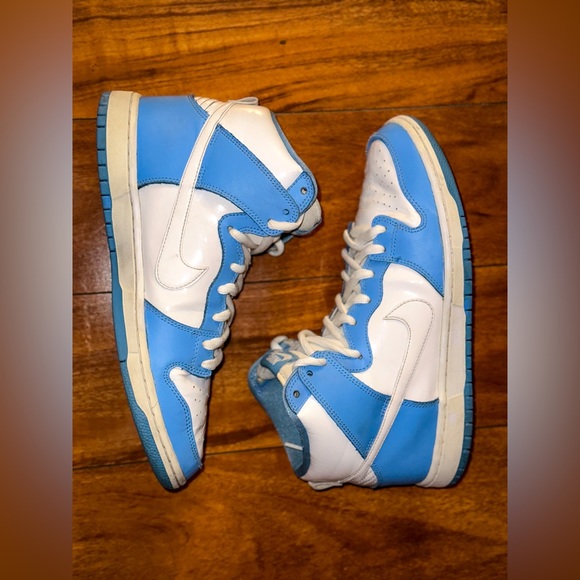 Nike Other - Nike SB Dunk Hi